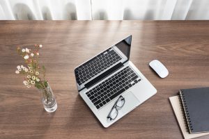 Dell Precision 15 5560 ma do wyboru wiele różnych wyświetlaczy