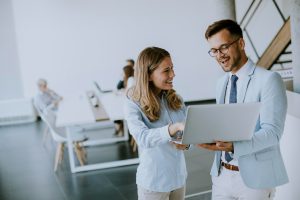 Vostro 5510 to nowy laptop biznesowy firmy Dell, który łączy oszałamiający wygląd z wysoką wydajnością